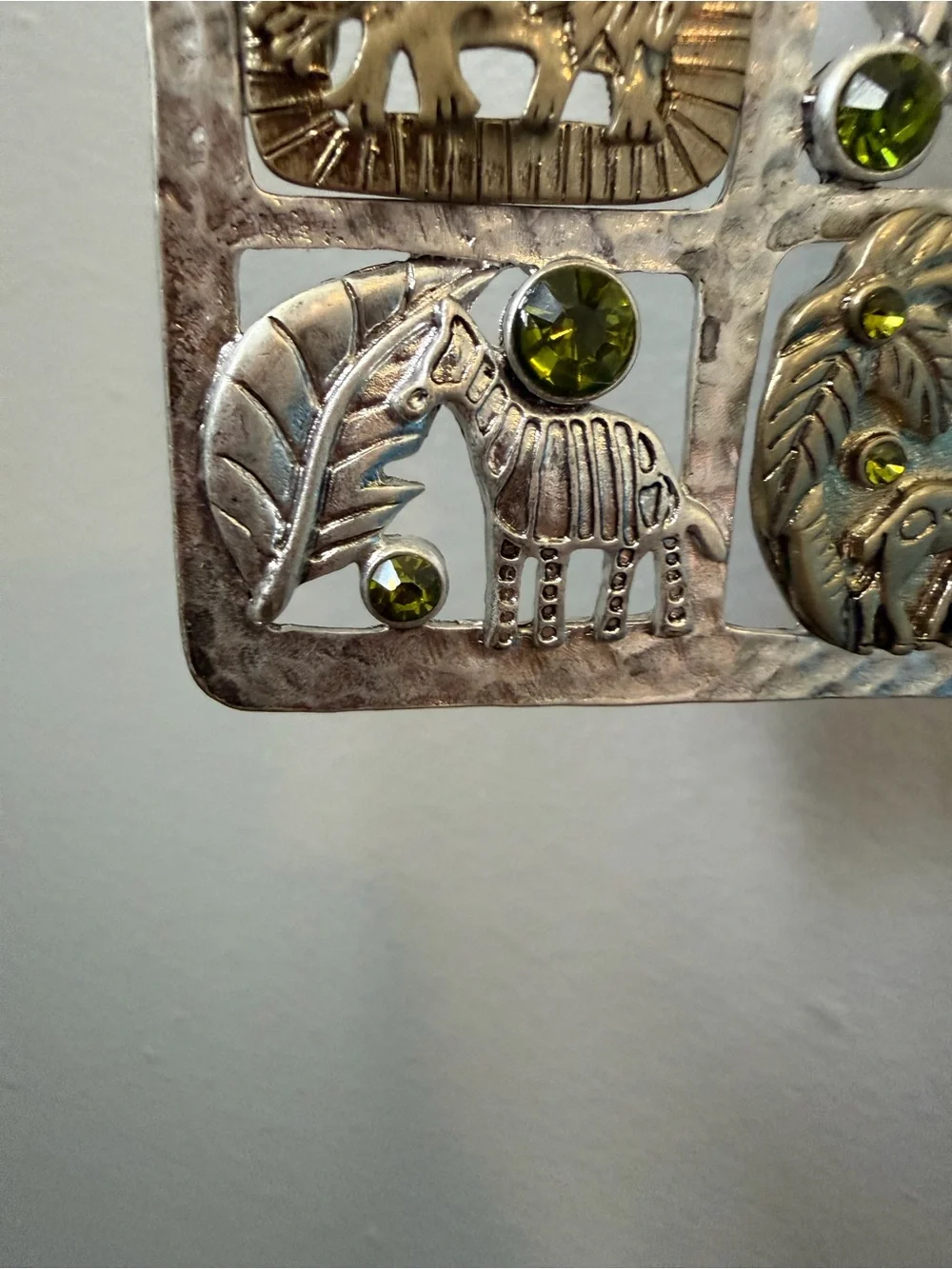 Vintage Safari Necklace Silver Gold Tone Lion Zebra Giraffe Statement Chunky